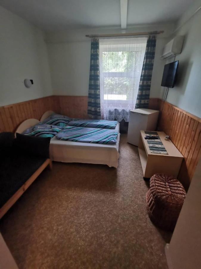 Platan Ueduelo Apartment Balatonlelle Exterior photo